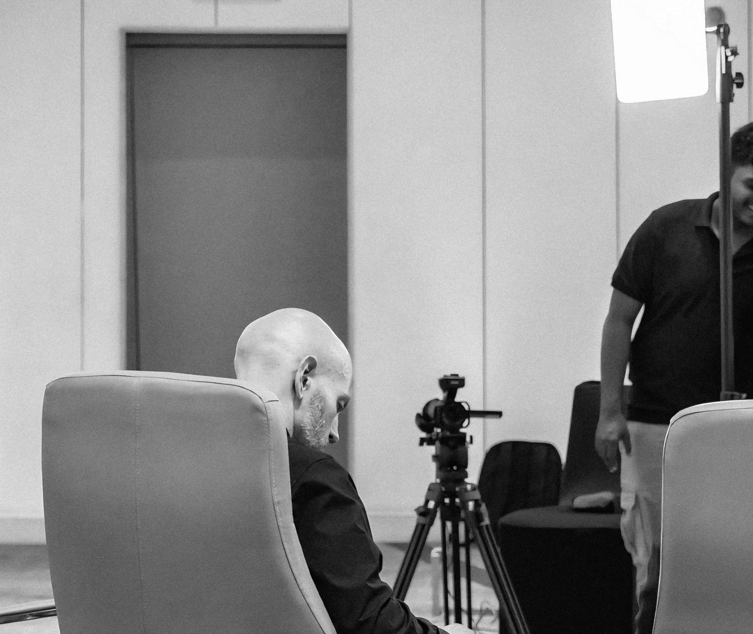 Behind the scenes, On set